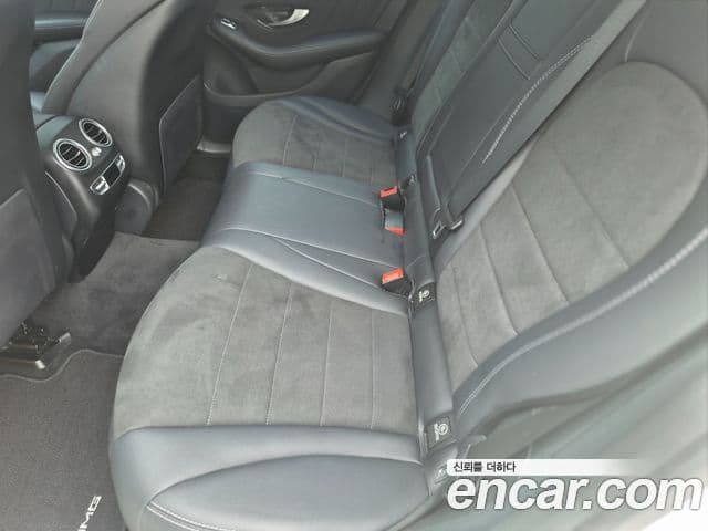 Mercedes-Benz GLC-Class 2019 — Şəkil 9/13