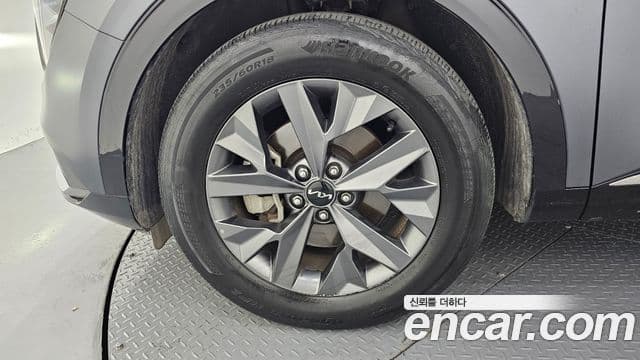 Kia Sportage 2021 — Фото 5/20