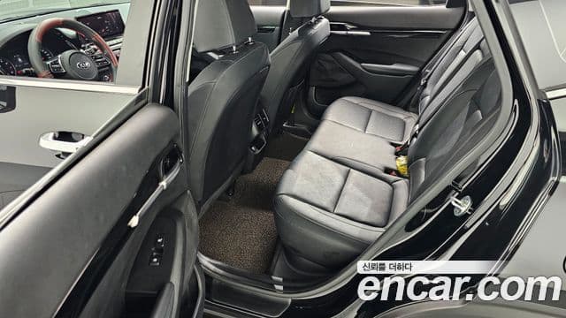 Kia Seltos 2019 — Şəkil 12/20