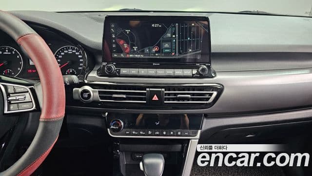 Kia Seltos 2019 — Şəkil 17/20