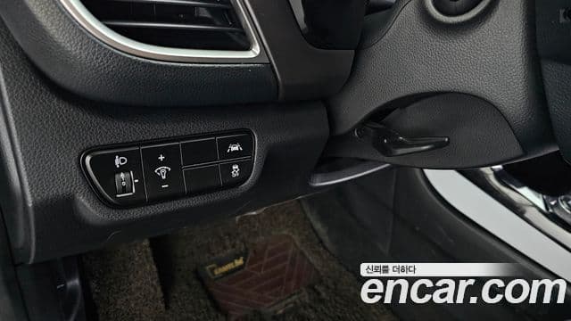 Kia Seltos 2019 — Şəkil 19/20