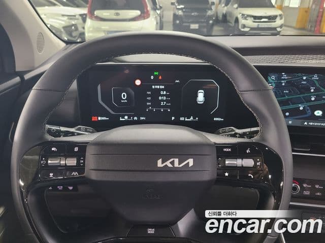 Kia Carnival 2025 — Şəkil 15/20