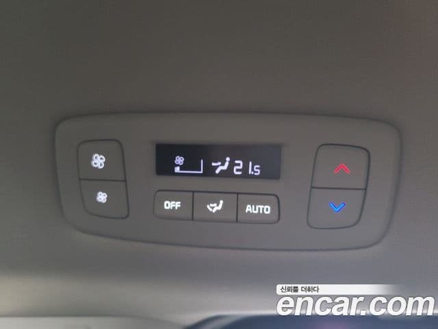 Kia Carnival 2025 — Şəkil 19/20