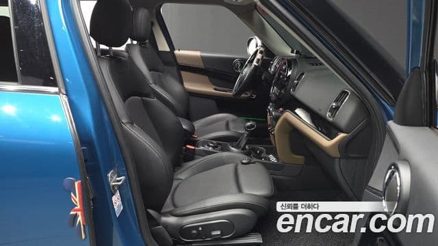 Mini Cooper Countryman 2019 — Şəkil 12/20