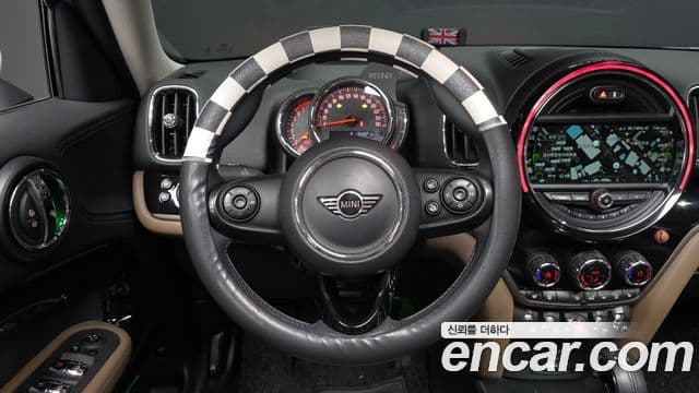Mini Cooper Countryman 2019 — Şəkil 14/20