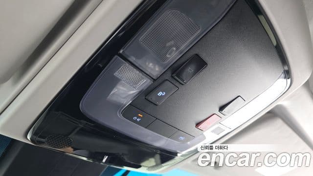 Hyundai Staria 2022 — Şəkil 19/20
