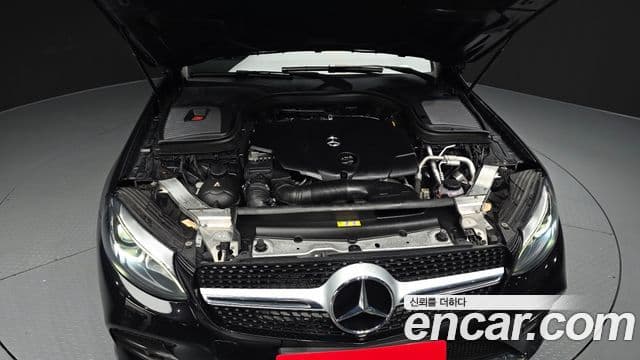 Mercedes-Benz GLC-Class 2018 — Şəkil 6/20