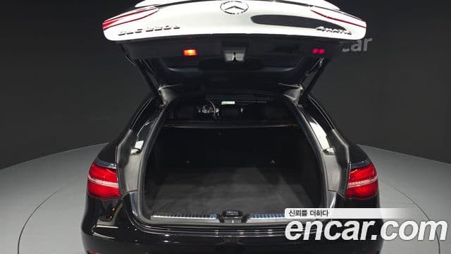 Mercedes-Benz GLC-Class 2018 — Şəkil 20/20