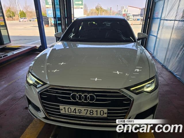 Audi A6 2020 — ფოტო 13/20