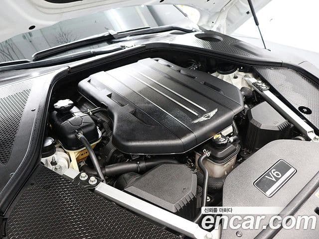 Genesis G90 2022 — ფოტო 18/20