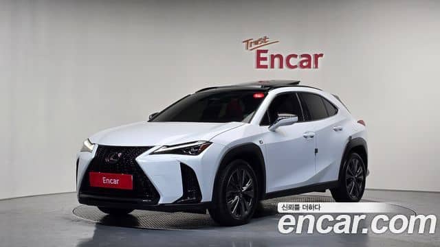 Lexus UX300h, 2024