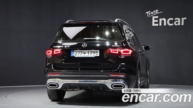 Mercedes-Benz GLB-Class 2023 — ფოტო 3/20