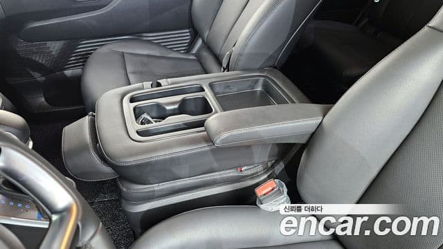 Hyundai Staria 2024 — Şəkil 23/33