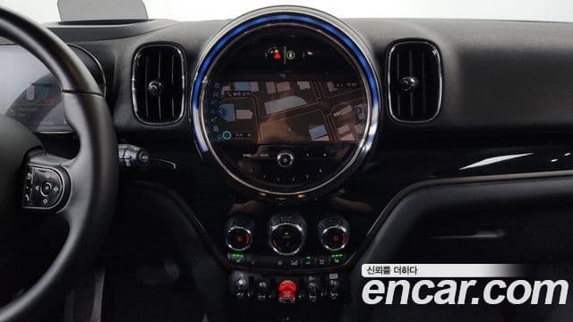 Mini Cooper D Countryman 2022 — ფოტო 5/20