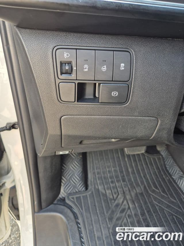 Hyundai Staria 2021 — Şəkil 13/20
