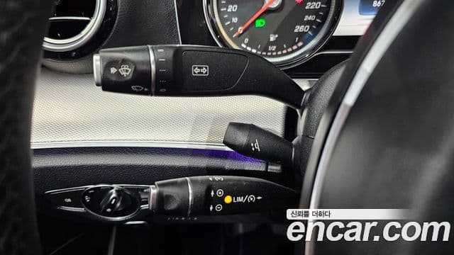 Mercedes-Benz E-Class 2018 — ფოტო 20/20