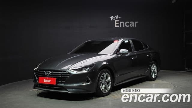 Hyundai Sonata 2019 — ფოტო 1/20