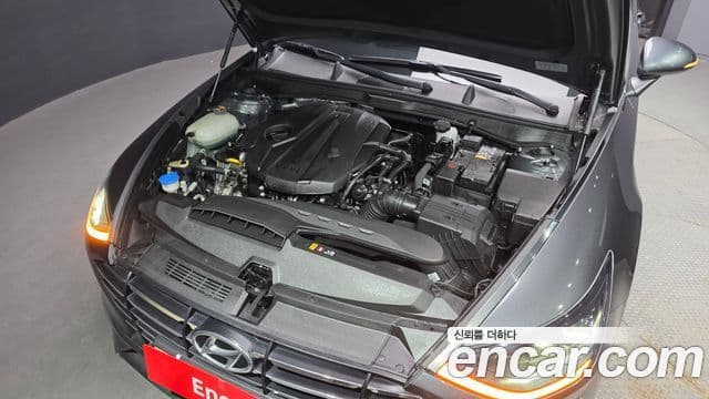 Hyundai Sonata 2019 — ფოტო 6/20