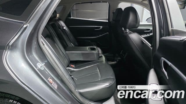 Hyundai Sonata 2019 — ფოტო 12/20