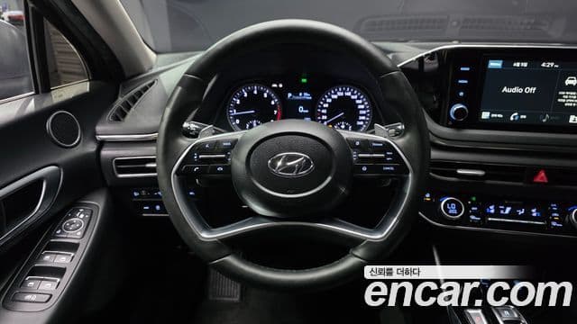 Hyundai Sonata 2019 — ფოტო 13/20