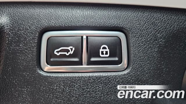 Kia Sorento 2023 — Фото 19/20