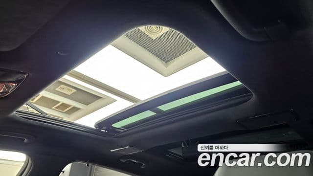 Genesis GV80 2025 — ფოტო 19/20