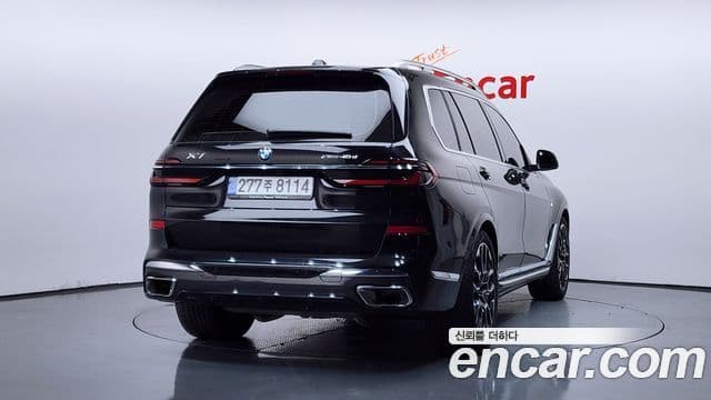 BMW X7 2025 — Photo 13/20