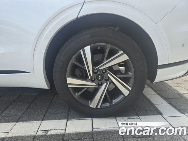Genesis GV70 2024 — Şəkil 8/19