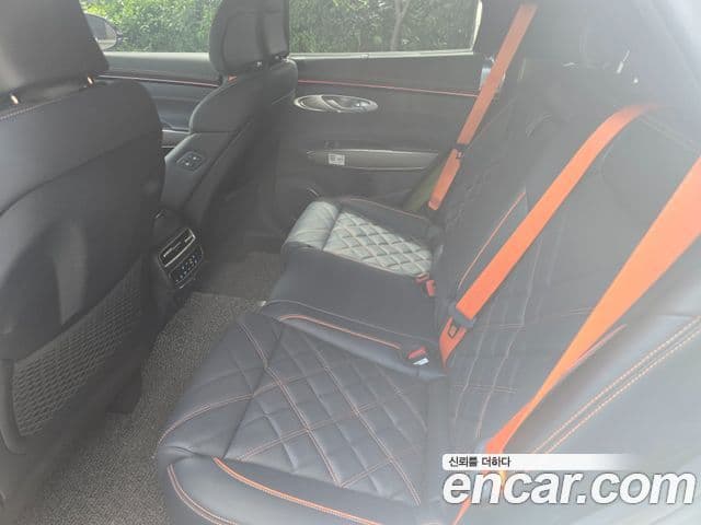Genesis GV70 2024 — Şəkil 13/19
