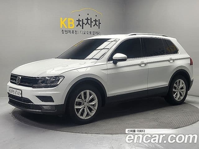 Volkswagen Tiguan 2019 — Şəkil 9/19