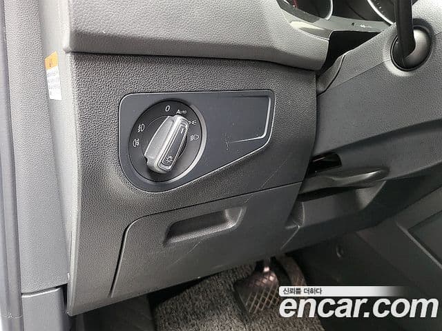 Volkswagen Tiguan 2019 — Şəkil 15/19