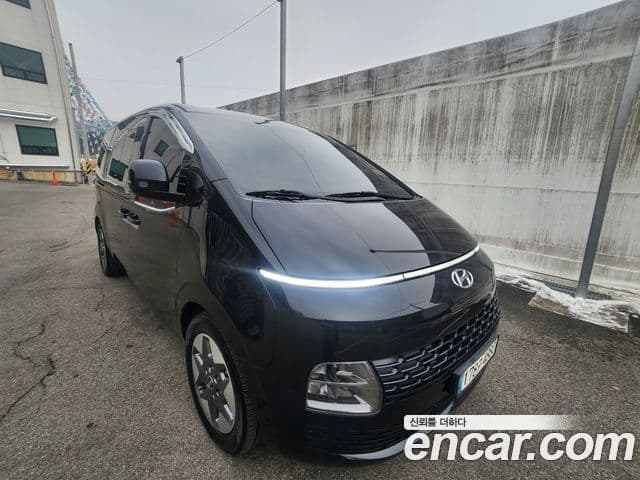 Hyundai Staria 2021 — ფოტო 1/20