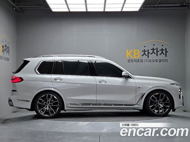 BMW X7 2025 — ფოტო 6/20