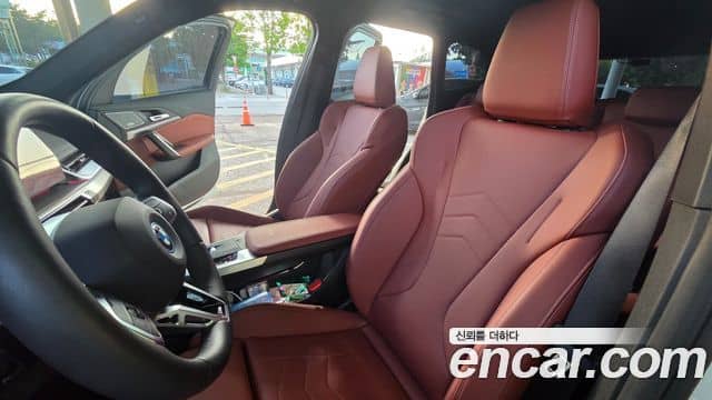 BMW iX1, 2025