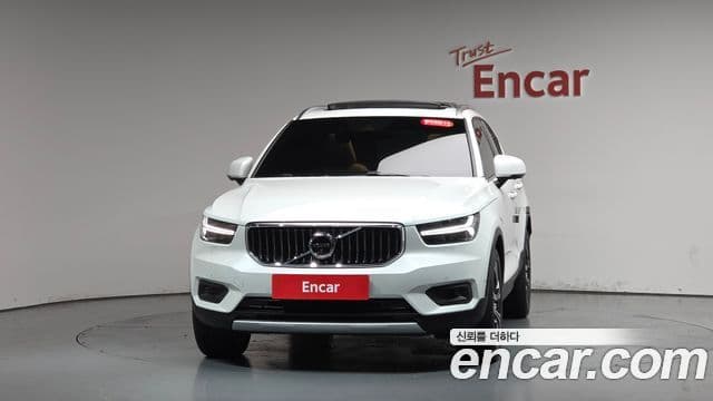 Volvo XC40 2020 — Şəkil 3/20