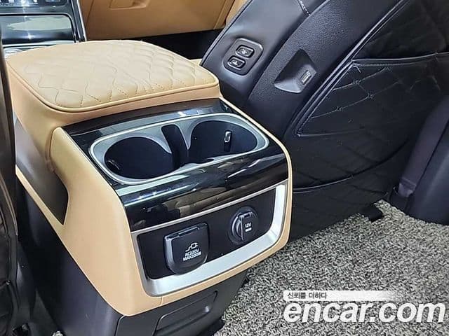 Kia Carnival 2020 — Şəkil 16/19