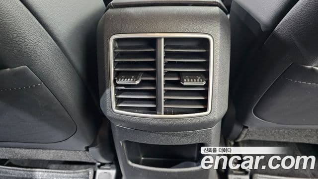 Kia Sportage 2022 — ფოტო 19/20