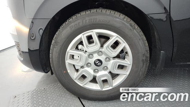 Hyundai Staria 2026 — ფოტო 5/20