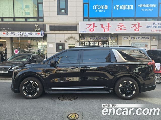 Kia Carnival 2025 — Şəkil 9/12