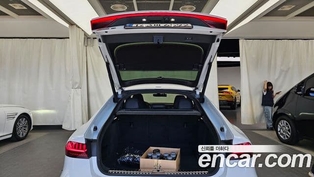 Audi RS7 2021 — Photo 17/33