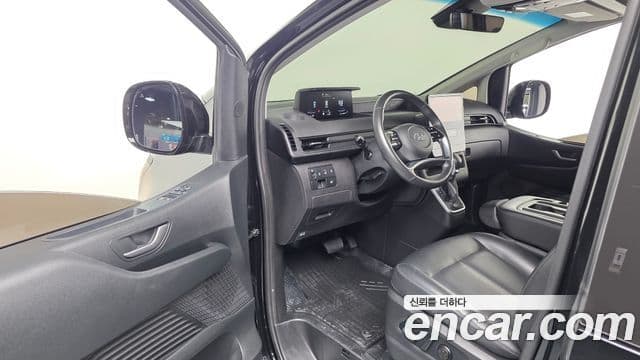 Hyundai Staria 2021 — Фото 10/20