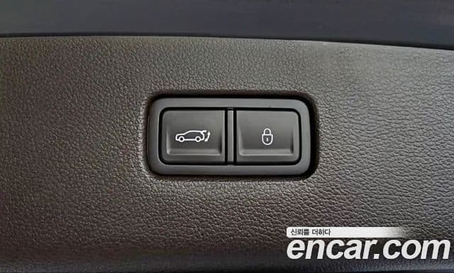 Genesis GV80 2023 — ფოტო 19/20