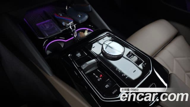 BMW 5 Series 2025 — ფოტო 9/20