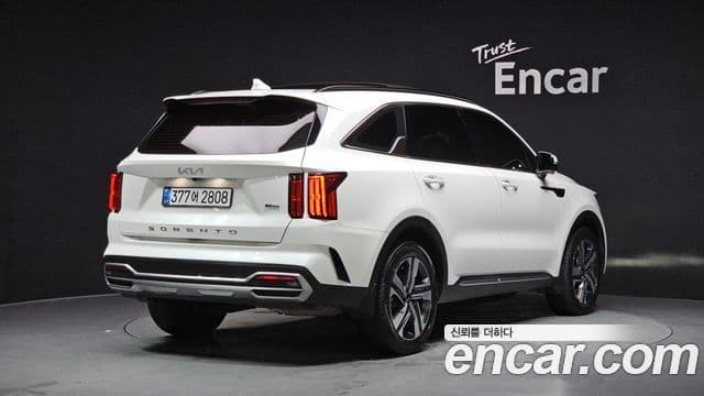 Kia Sorento 2022 — Фото 2/20