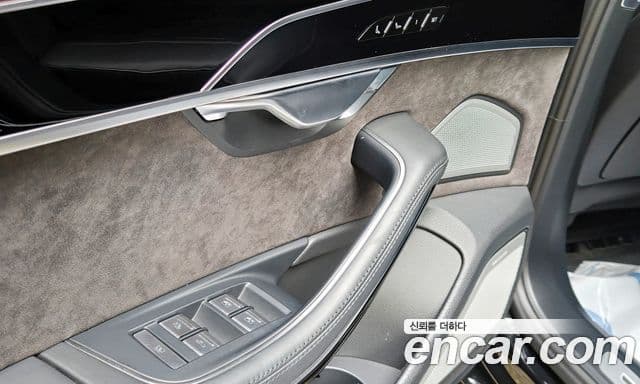 Audi A8 2020 — Фото 20/20