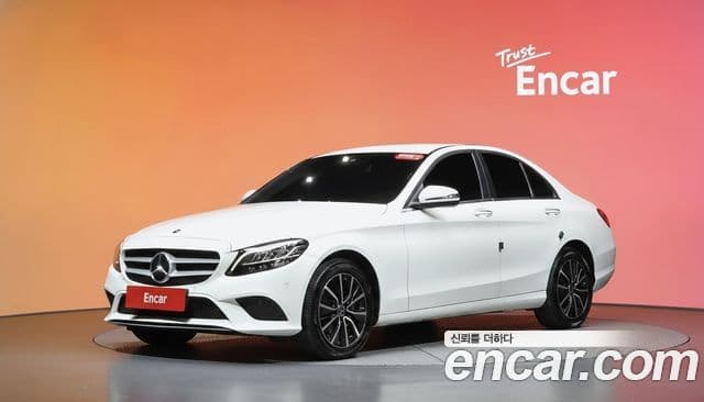 Mercedes-Benz C-Class 2019 — Şəkil 1/20