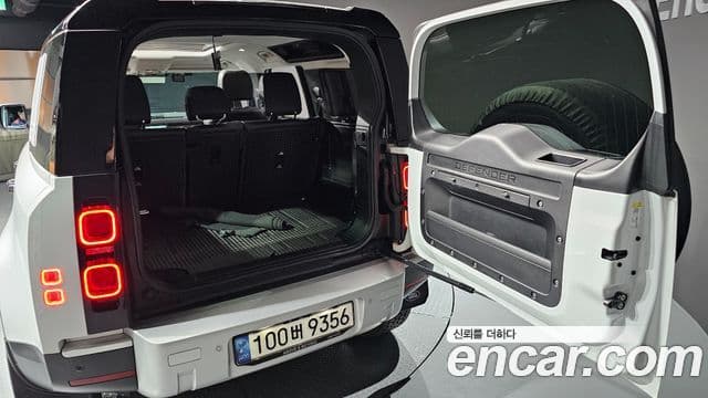 Land Rover Defender 2020 — фото 20 из 20