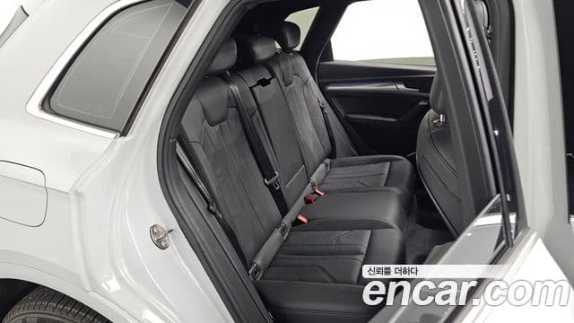 Audi Q5 2020 — ფოტო 11/20