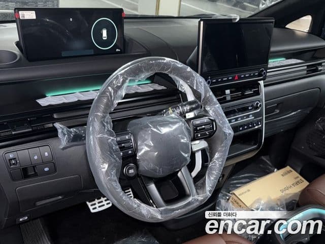 Hyundai Staria 2024 — ფოტო 2/7