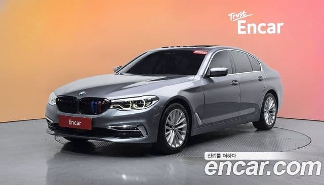 BMW 5 Series 2019 — Фото 1/20